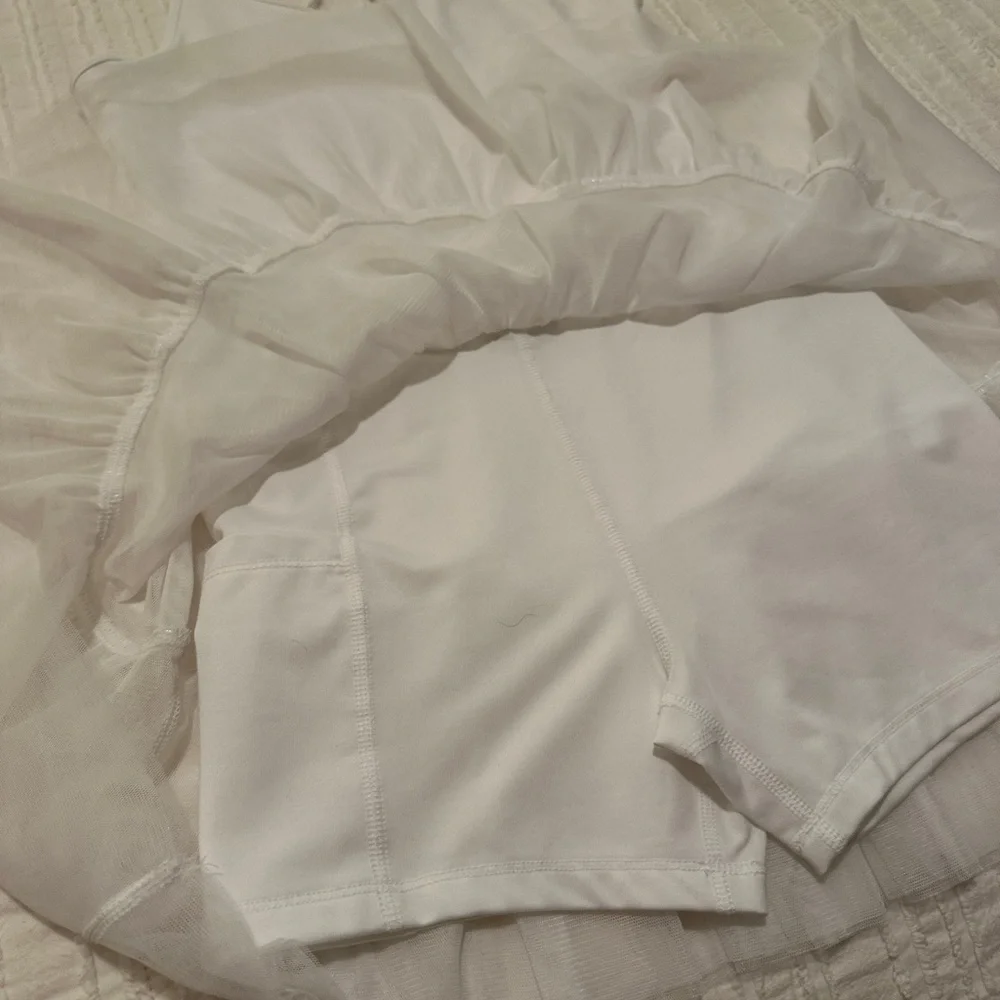 Old Navy 10-12 NWOT ballet White Sleeveless Dress with Tiered Skirt